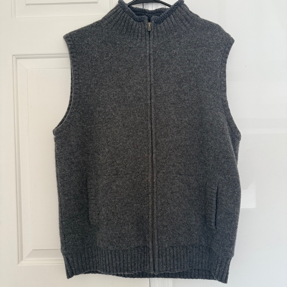 LL BEAN Dark Gray 100% Lambs Wool, Sherpa Lined, Full Zip Sweater VEST, Men’s L - Picture 2 of 4